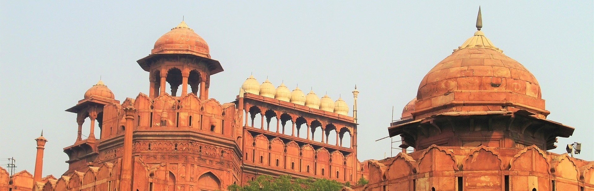 Red_Fort_-_Delhi_1 1920×619